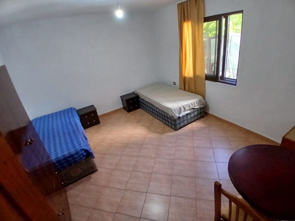 Appartamento in affitto 1+1 - 📍21 Dhjetori, via Artan Lenja vicino al complesso Contatto 350 mila lek
