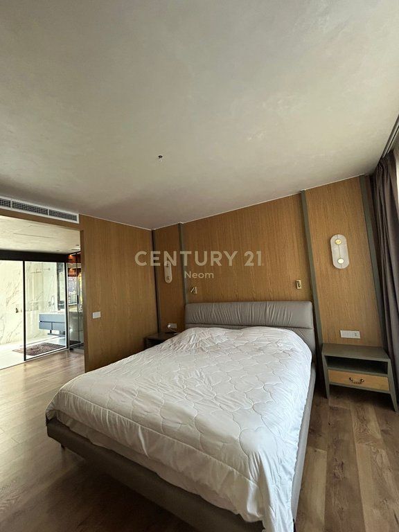 VENDESI PENTHOUSE UNICO NEL CUORE DELL'EX BLOK Penthouse Esclusivo – Un Nuovo Standard di Vita di Lusso! 1.200.000 €