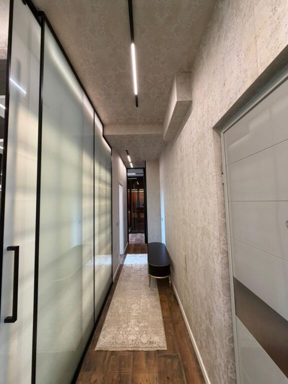 Air Albania - Ambasador 3 Shitet apartament 2+1+2