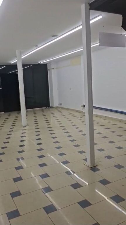 Dyqan 1+1 Me Qira në  Myslym Shyri, Tiranë - 1500€ | 134 m²