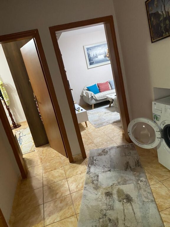 Apartament 2+1 per shitje Kombinat !