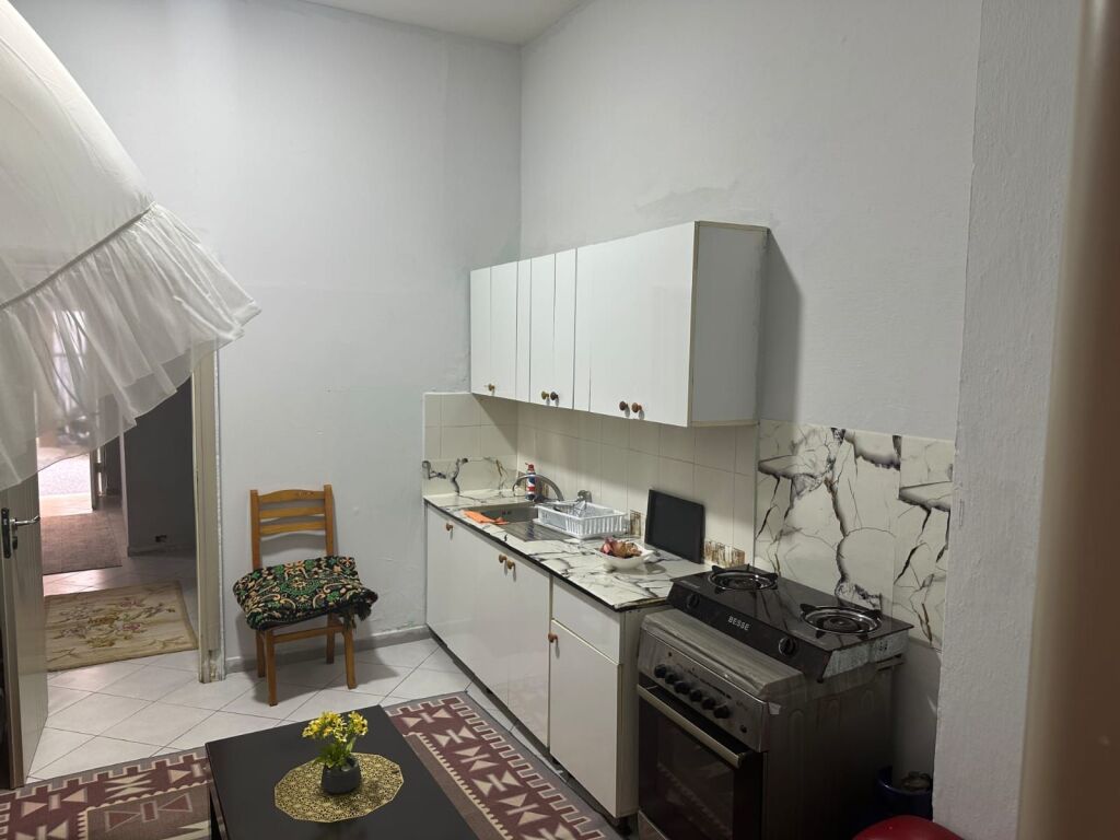 Apartament me qera 1+1 - 📍Selvia, prane supermaket Xhangolli- 400 mije leke