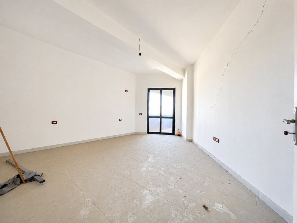 Shitet Apartament 2+1, 129.8 m² në Astir