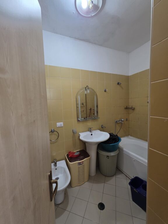 Apartament 1+1 në Yzberisht te Nela 6