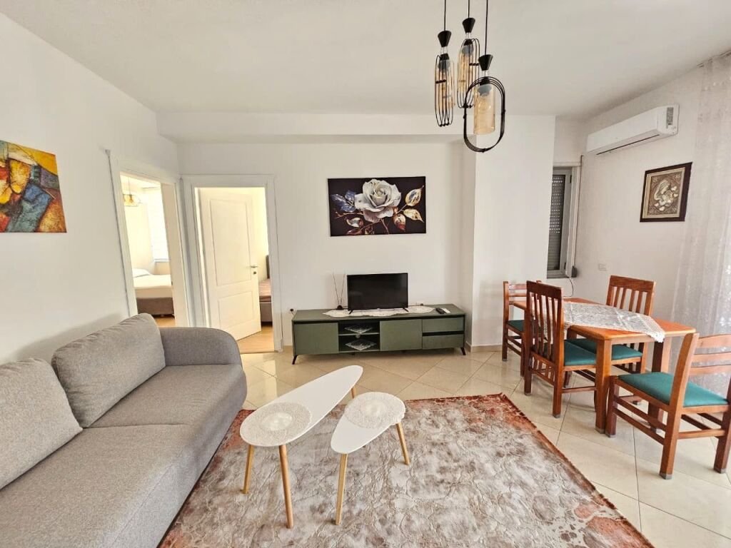 Tirane, apartment 2+1 for rent, 700 €, near the Faculty of Natural Sciences
