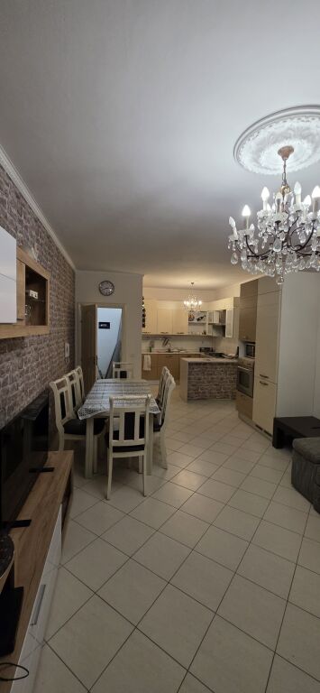 Shitet Apartament 2+1 yzberish