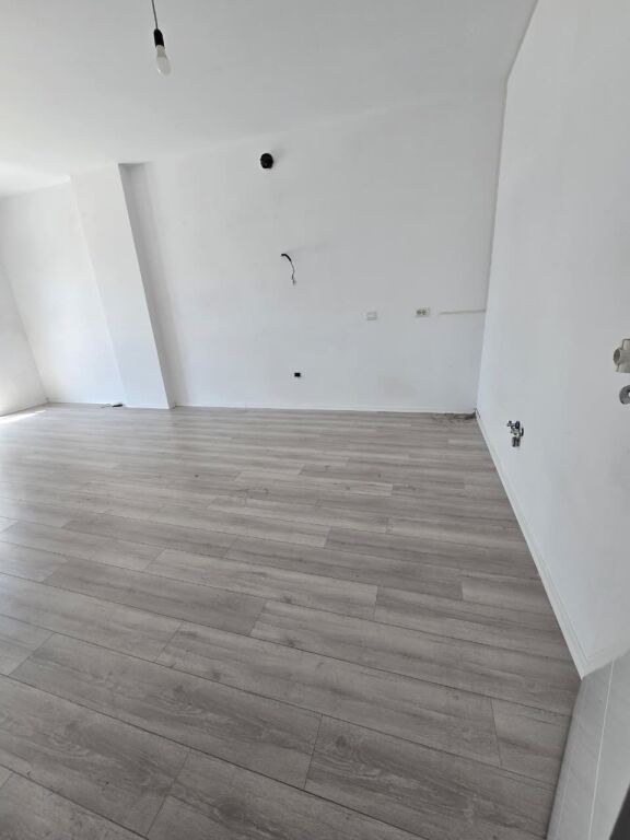 Appartamento in affitto 2+1 a 5 Maji