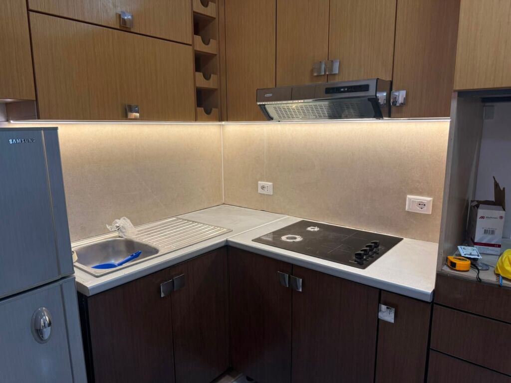 Rent | Apartament 2 + 1 | Kombinat | 400 €/month
