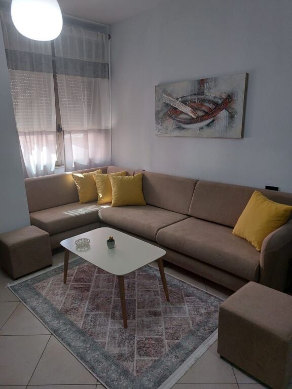 🏢Center, Bardhok Biba Street, furnished 1+1 apartment for rent 60,000Leke