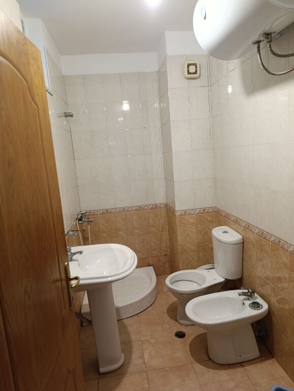 Affitto | Apartament 2 + 1 | 21 Dhjetori | 600 €/mese