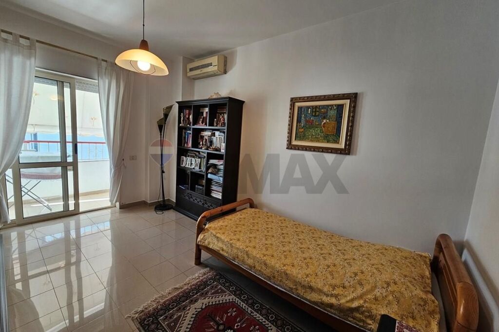 Apartament 2+1 per shitje Pazari Ri