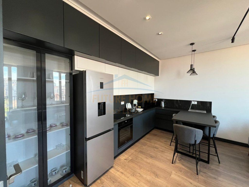 Rent, Apartment 1+1+Parking Spot, Rruga Riza Cerova 800 €