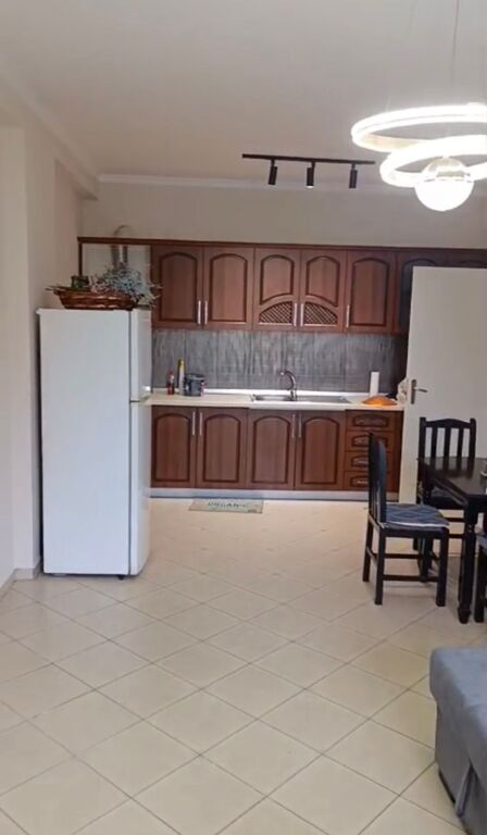 Delijorgji rents 1+1 apartment