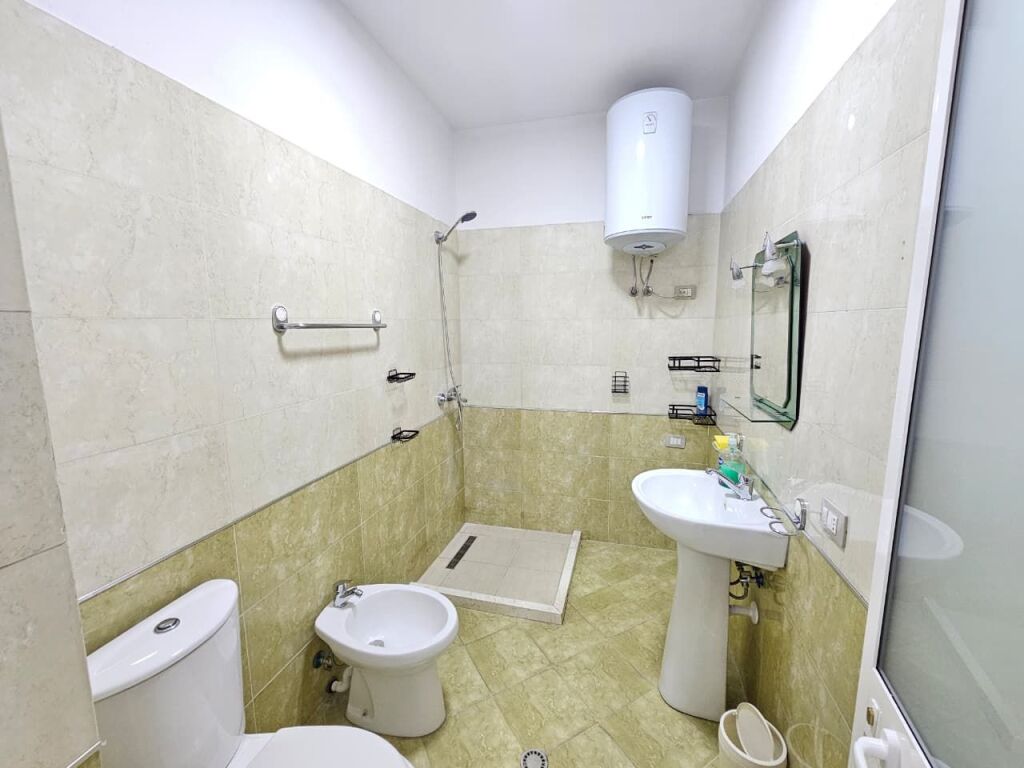 Tirane, apartment 2+1 for rent, 700 €, near the Faculty of Natural Sciences