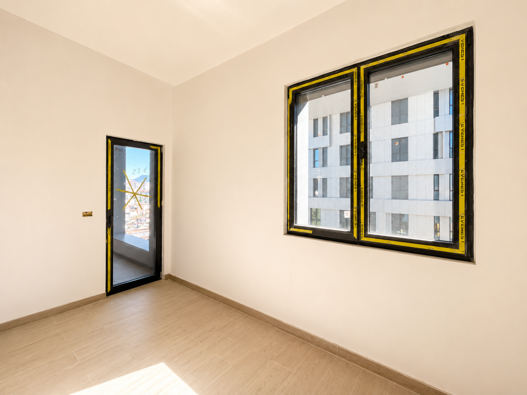 Shitet Apartament 2+1, 102.1 m² në Square 21, Tiranë