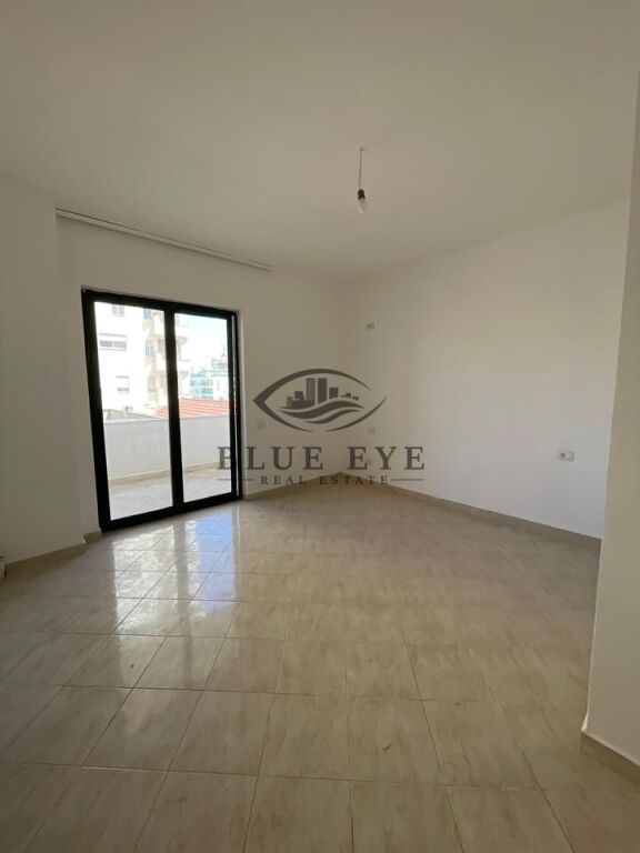 Apartament 2+1+2 për Shitje – Pranë Ish Fabrikës së Bukës, Durrës