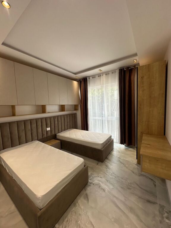 Mali i Robit (Golem) Apartament në shitje