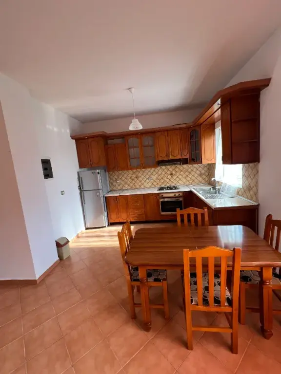 Qera | Apartament 2 + 1 | Vilat Gjermane | 400 €/muaj
