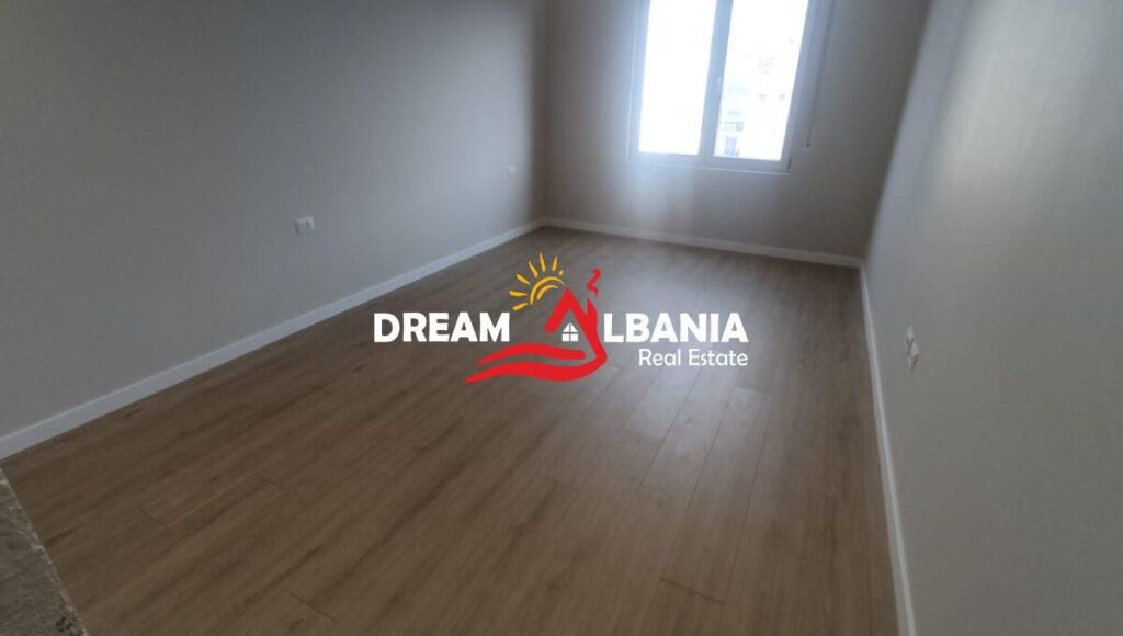 Appartamento/ufficio 2+1+2 in affitto nella zona di 5 Maj vicino al Con Cord Center (ID 42215588)