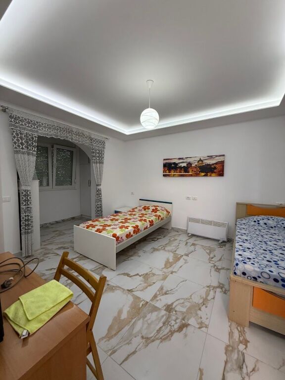 Qera | Vilë 2 + 1 | Ali Demi | 650 €/muaj