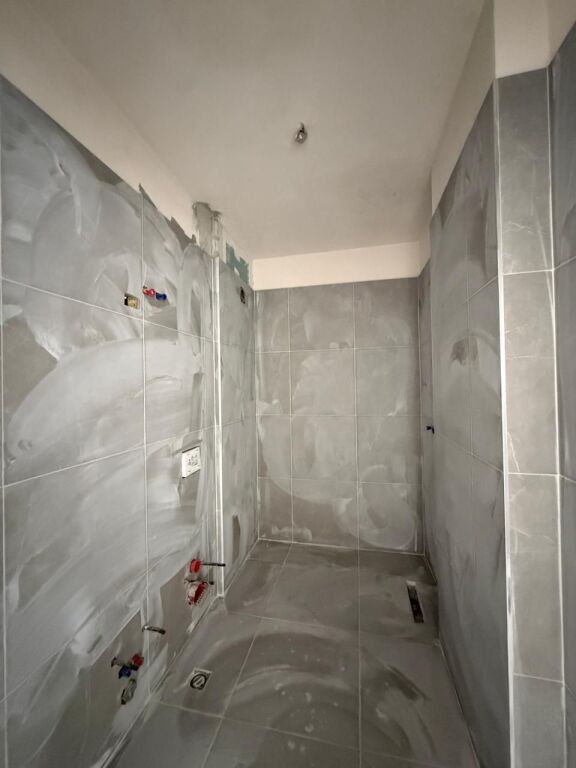 🏡 APARTAMENT 1+1 NË SHITJE – UNIVERS CITY