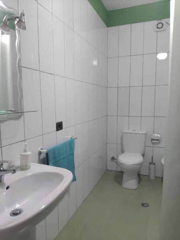 Apartament 2+1+2 për Shitje – Pranë Pallatit të Sportit, Durrës
