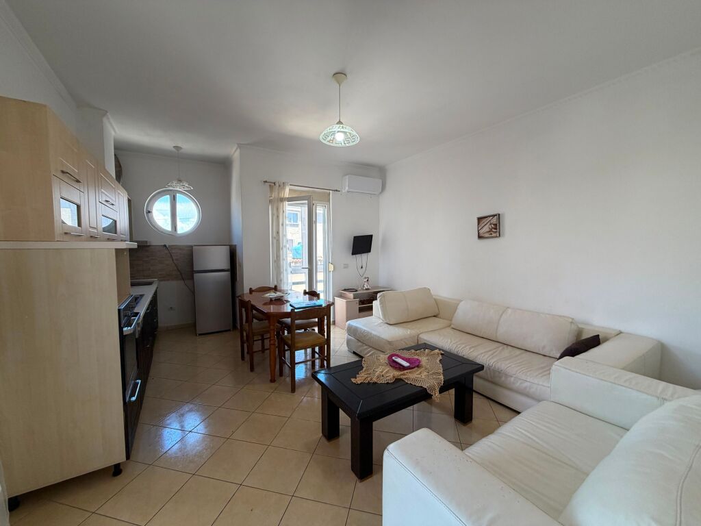 🏡 Jepet Apartament me Qira 2+1