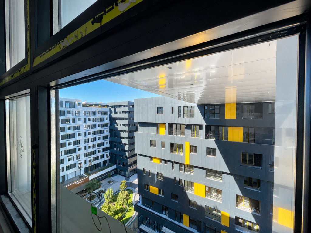 Shitet Apartament 3+1, 140 m² tek Square 21, Tiranë