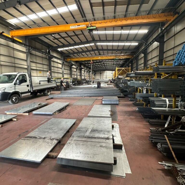 🏭✨ CAPANNONE INDUSTRIALE IN VENDITA 4.214 m² – VORË ✨🏭