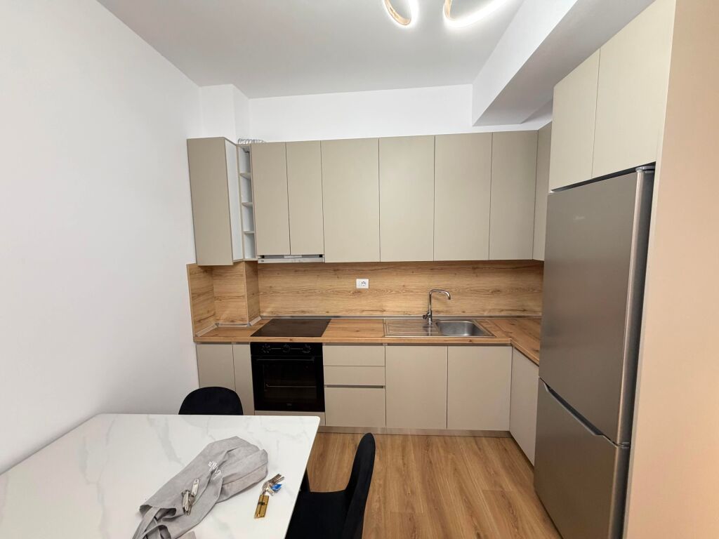 Jepet me qera Apartament 1+1 Ne Ali Dem