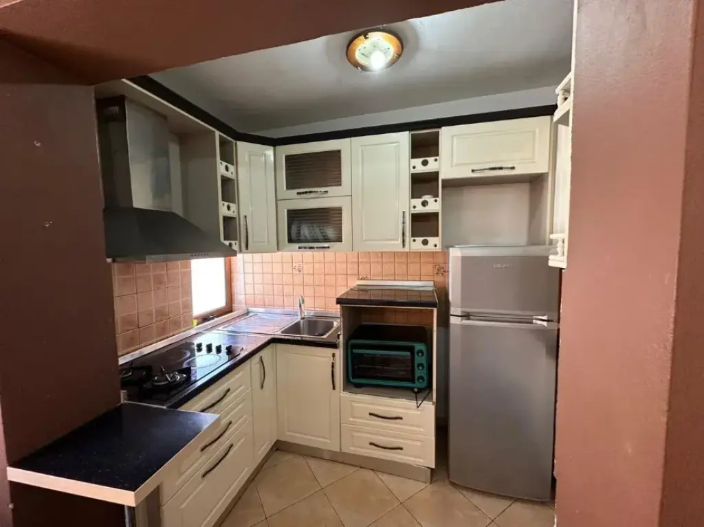 Rent | Apartament 2 + 1 | Rruga Bardhyl | 500 €/month