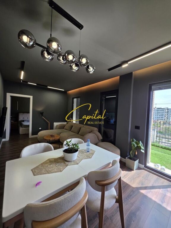PENTHOUSE FOR SALE 121 M2 FORMER ELECTRIC MARKET 42,000,000 LEKE