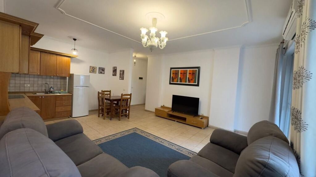 Affitto | Apartament 1 + 1 | Skanderbeg Square | 650 €/mese