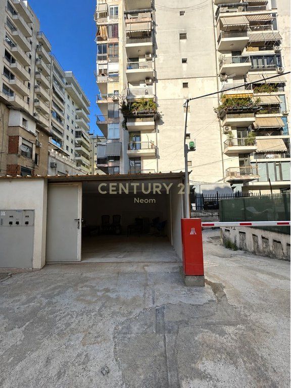 UNIQUE PENTHOUSE FOR SALE IN THE HEART OF THE FORMER BLOCK Exclusive Penthouse – A New Standard of Luxury Living!