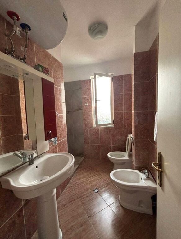 FOR RENT 1+1 APARTMENT IN 21 DECEMBER, 600 EURO