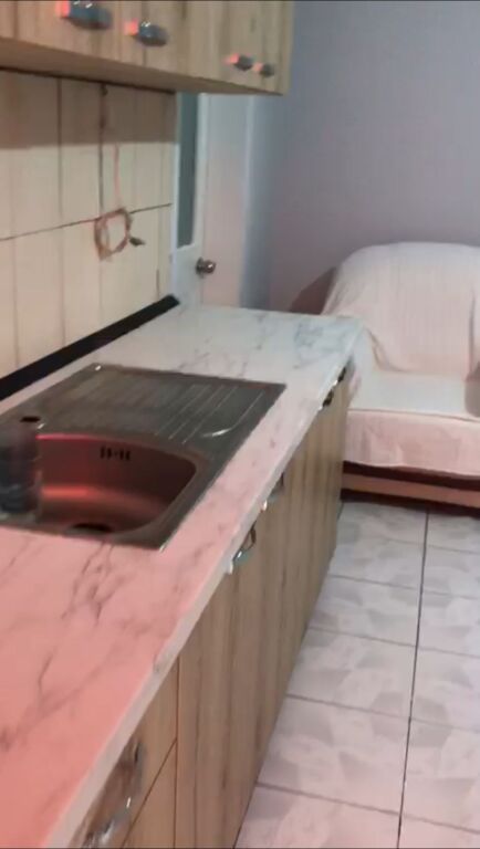 Appartamento 1+1. 35000 leke.Via Durres