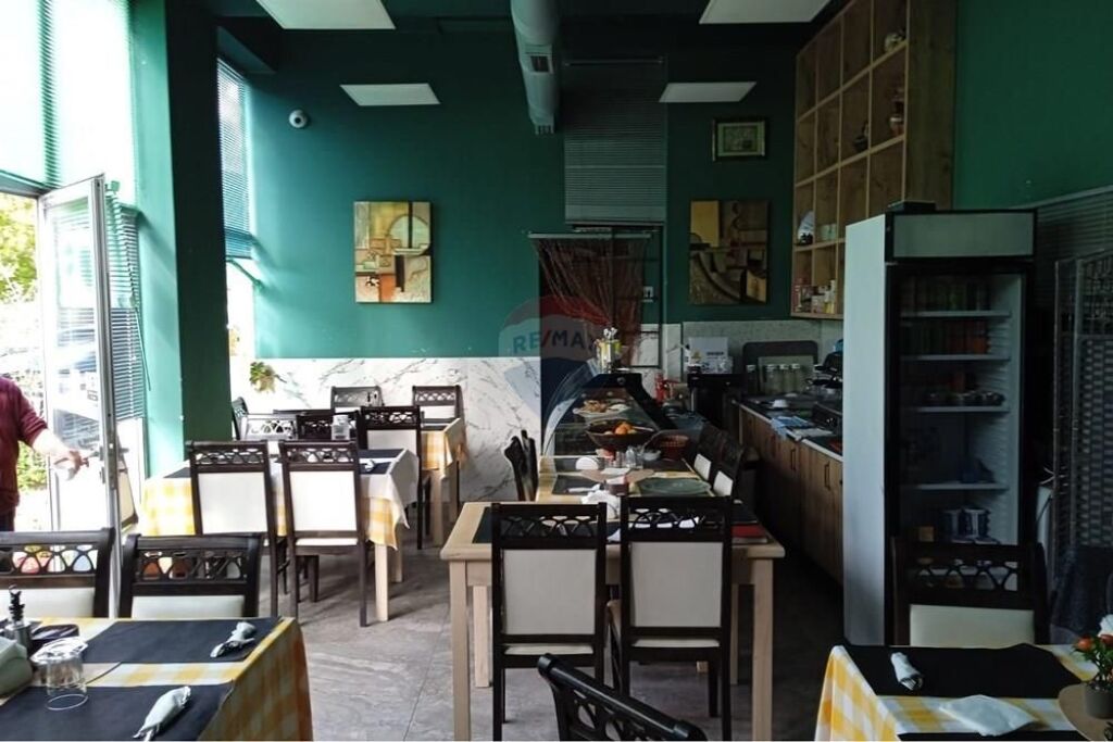 Shitet Bar-Restorant në zonën e Don Boskos
