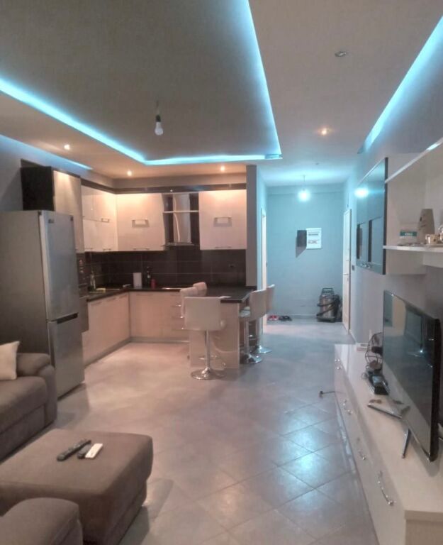 Affittasi appartamento 2+1+2 ASTIR 50.000 lek