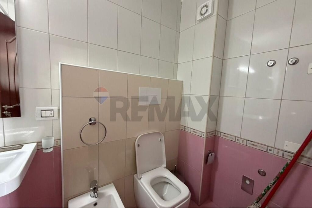 Apartament - Për Shitje - Farkë, Tiranë