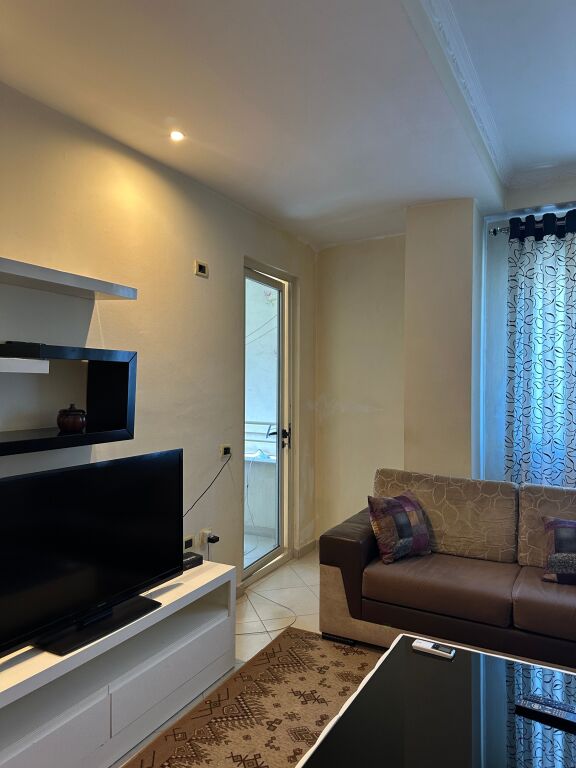 Apartment 1+1 in Oslo in Astir with 420€