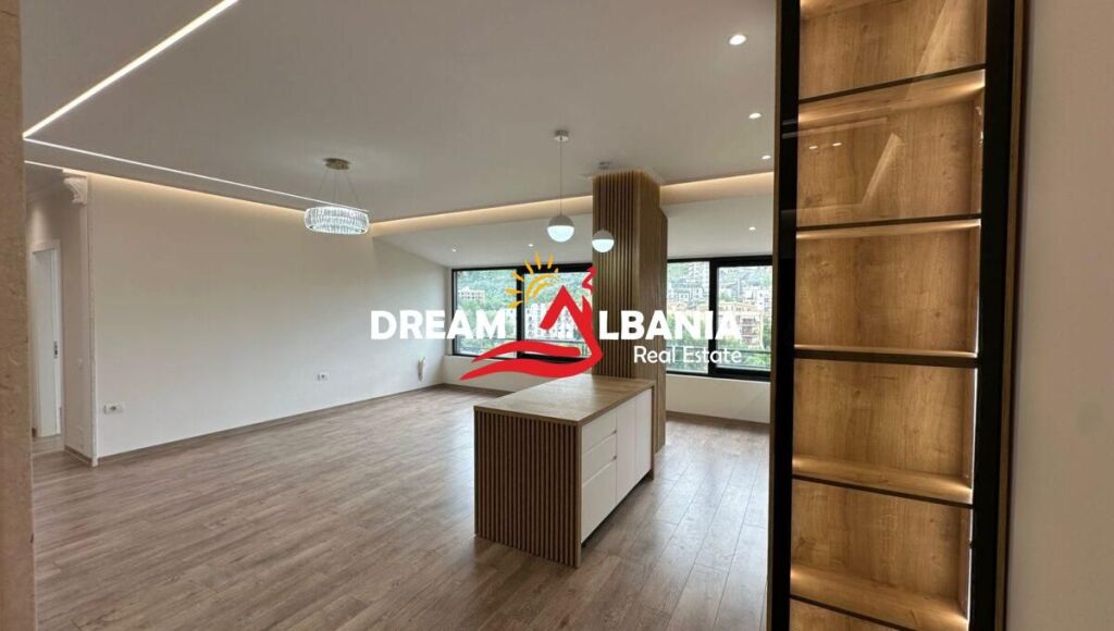 Shitet Apartament 2+1 – Tek Liqeni i Thatë, pranë Kenwood Store (4129573)