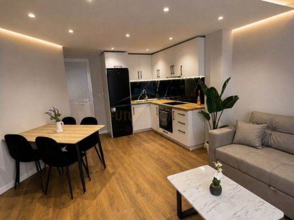 Shitet,Apartament 1+1,Liqeni i Thate
