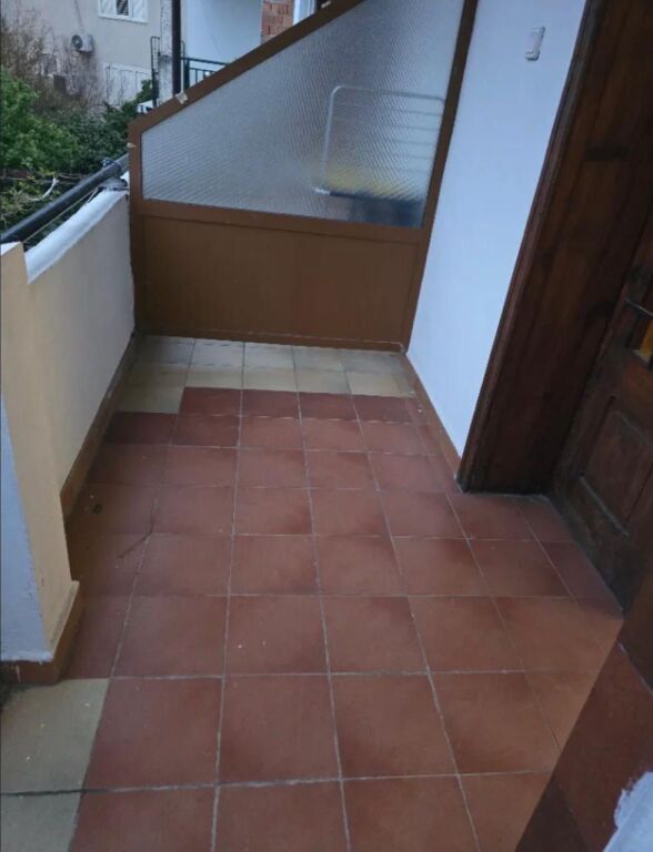 Appartamento in affitto 1+1 - 📍Selite, via Isuf Elezi, vicino al bar caffè Sorkadhja