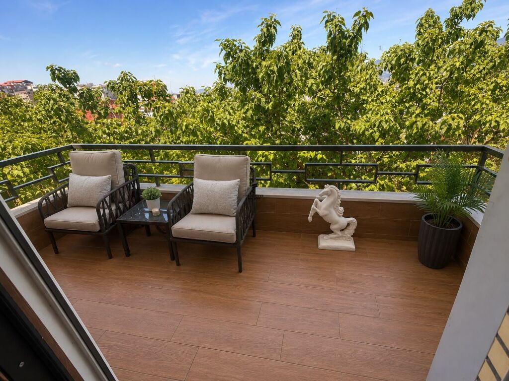 SHITET APARTAMENT 2+1 KOPSHTI BOTANIK 180.000 EURO FH-79855
