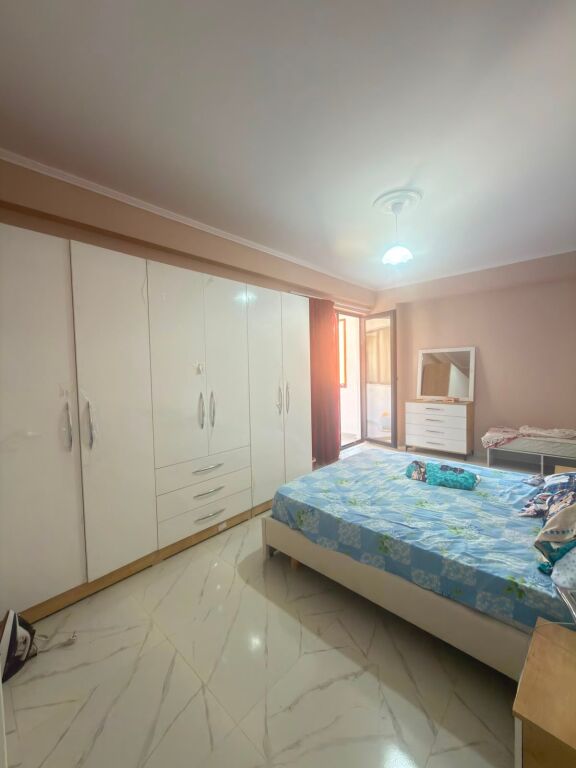 Jepet me qira 2+1+1 Urban Gate Astir 500 mije leke