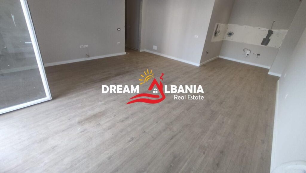 Appartamento/ufficio 2+1+2 in affitto nella zona di 5 Maj vicino al Con Cord Center (ID 42215588)