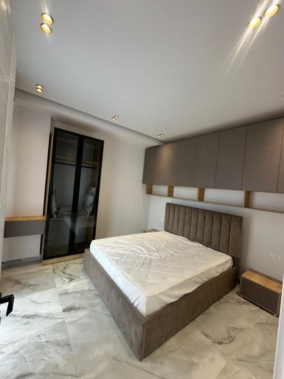 Mali i Robit (Golem) Apartament në shitje