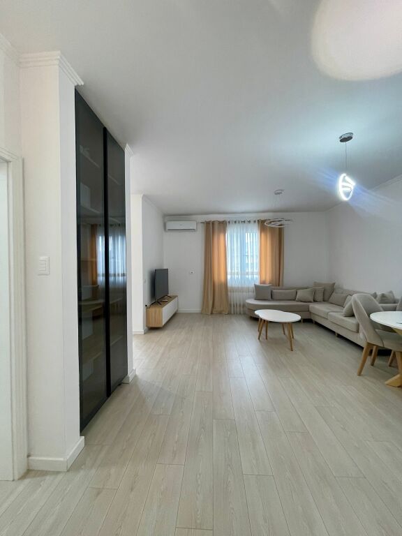 Apartament 1+1 Me Qera tek Petro Nini