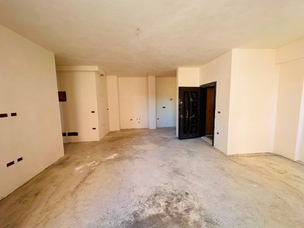 In vendita Ap 2+1📌Giardino Botanico, via Pinare- Prezzo 158.000 Euro trattabili