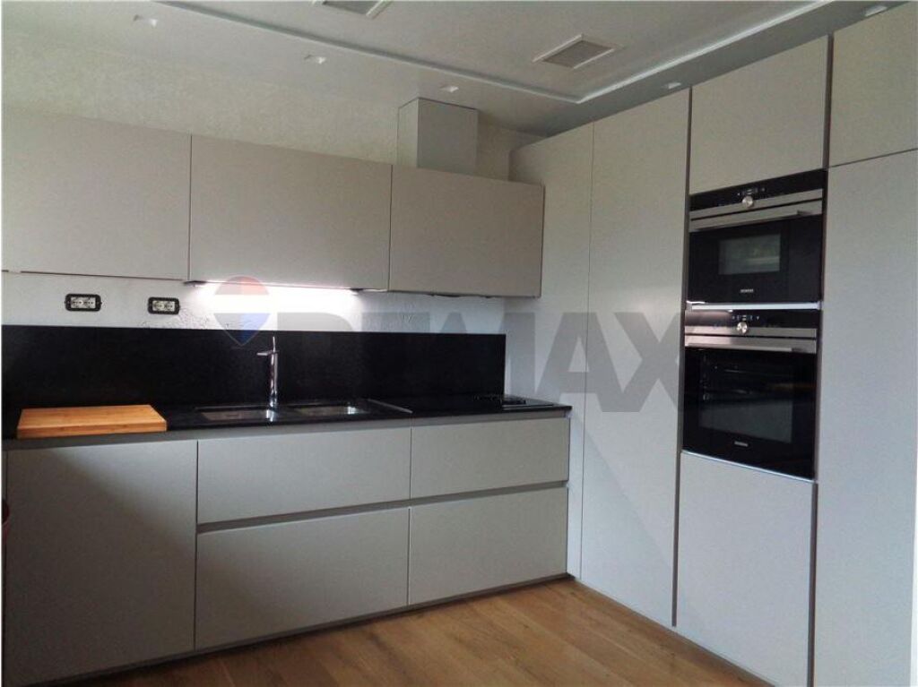 SHITET SUPER APARTAMENT 3+1 TEK KODRA E DIELLIT 2